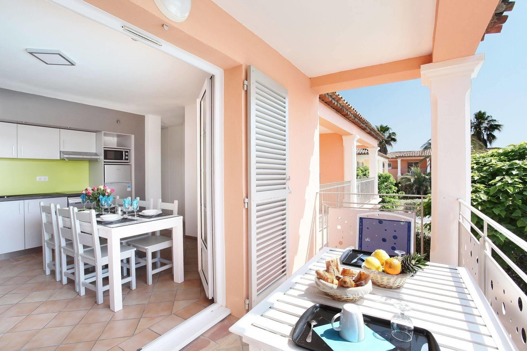 Résidence Prestige Odalys La Palmeraie Grimaud Esterno foto