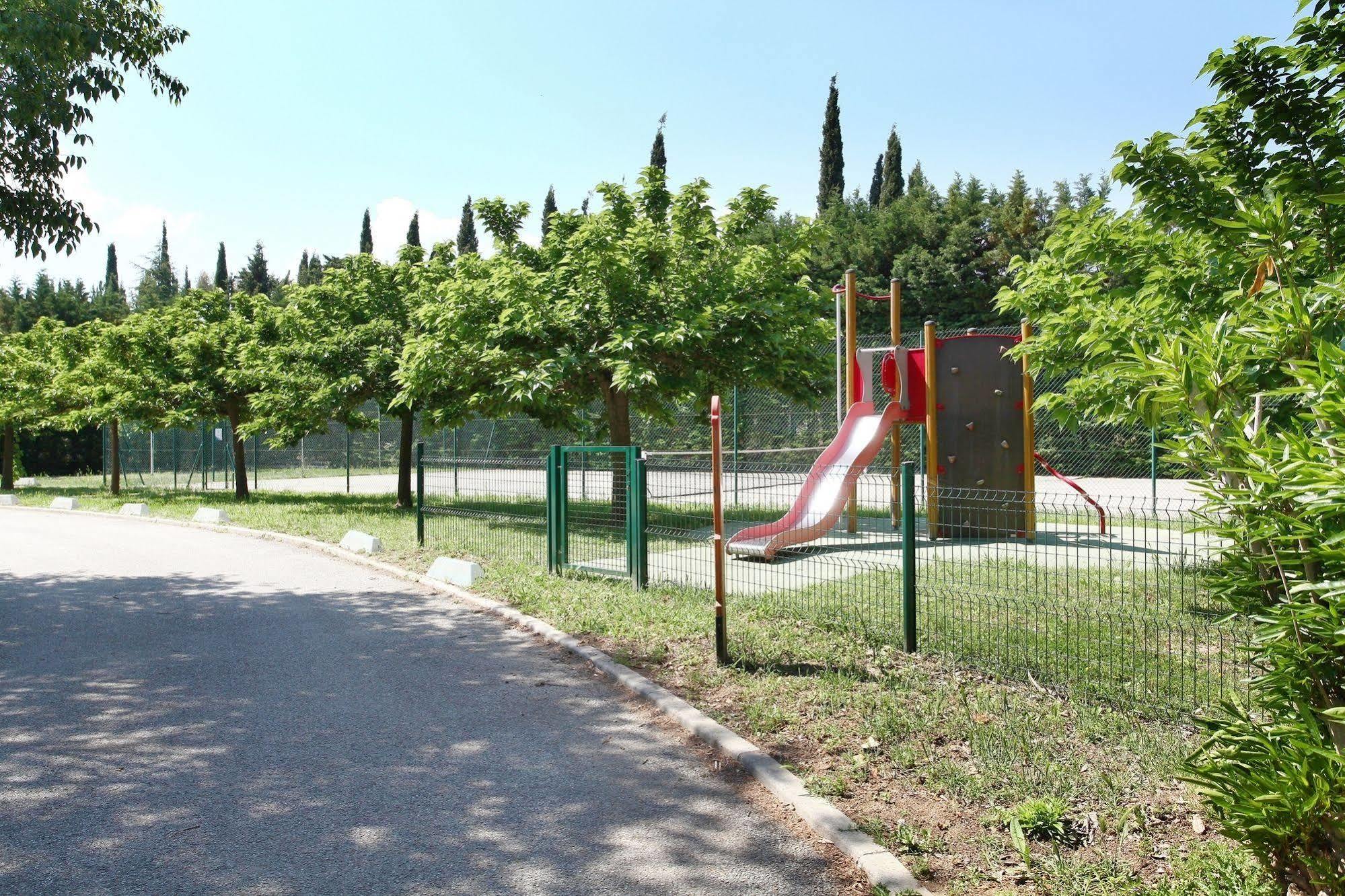 Résidence Prestige Odalys La Palmeraie Grimaud Esterno foto