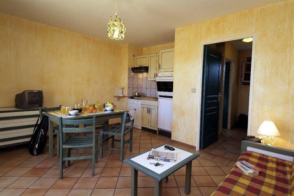 Résidence Prestige Odalys La Palmeraie Grimaud Esterno foto